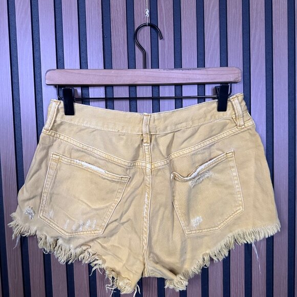 Free People Jean Shorts 28 Womens Yellow Frayed Mini Boyfriend Button Fly - Picture 2 of 9
